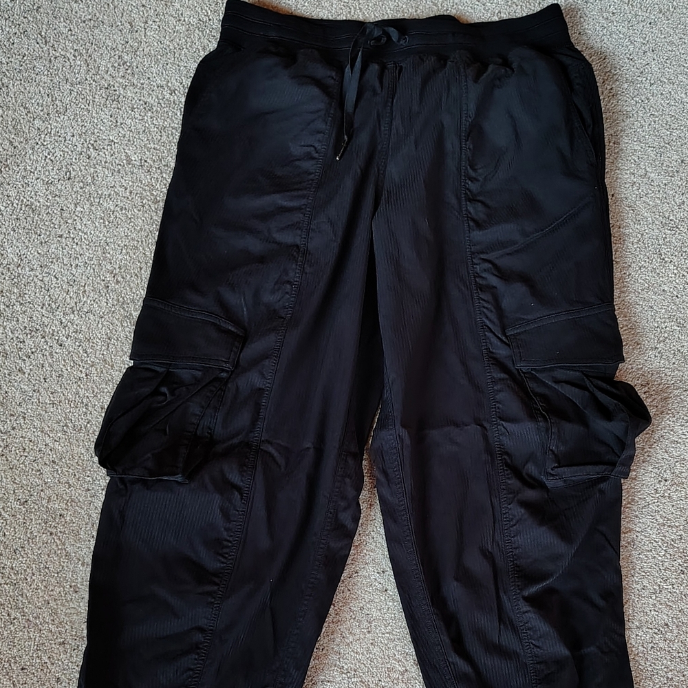 lululemon Dance Studio Cargo Pants Joggers Black Medium 8 10